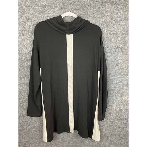 Chico’s Zenergy Black White Color Block Sweater Cowl Neck 8/10 Size 1 - Picture 7 of 7